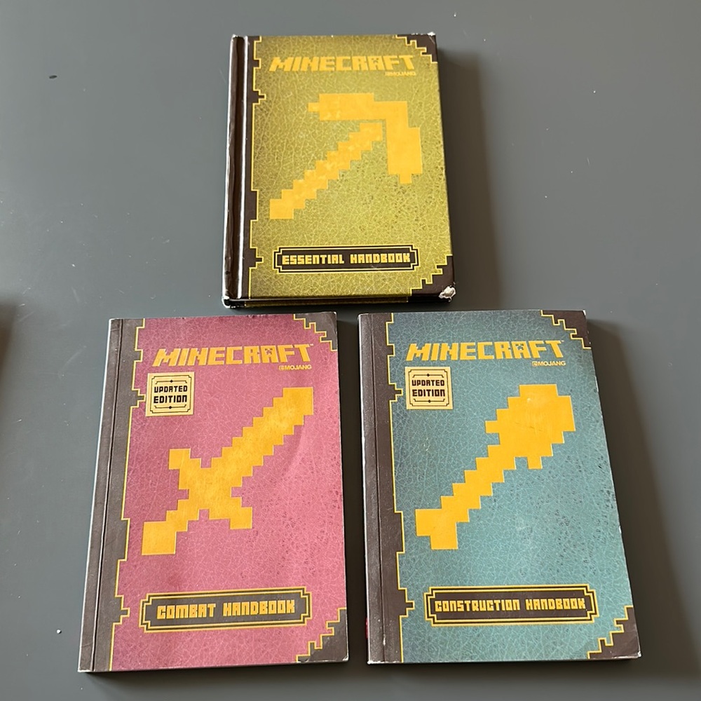 Microsoft Minecraft 3 book bundle set “Build it, combat tips, essential info.”